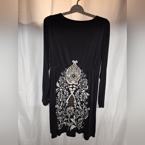 Soma Black and White Floral Midi Dress - Picture 3 of 7